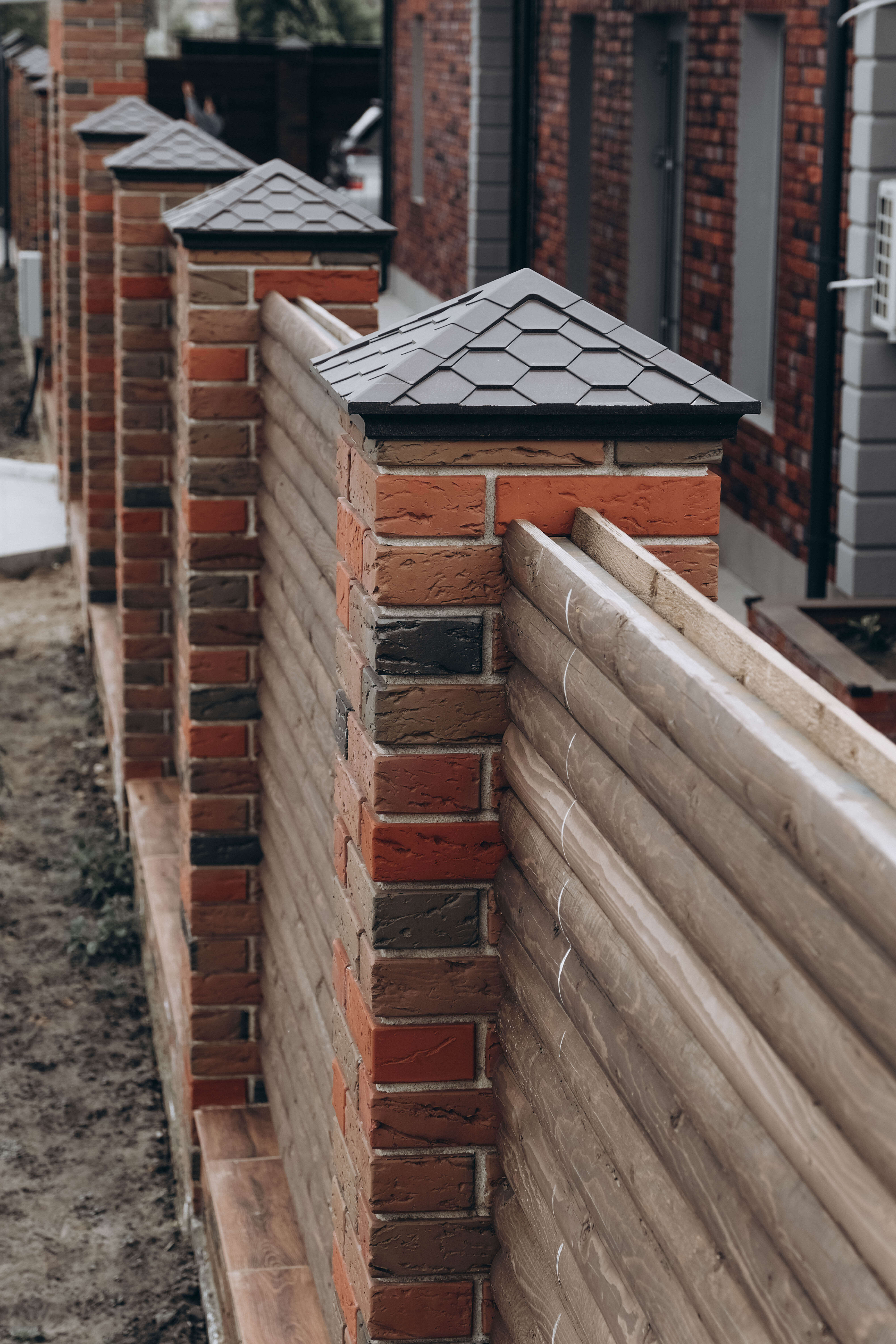 Колпак Zking Эверест Коричневый на столб 1.5х1.5 кирпича (390х390мм) в Тюмени фото