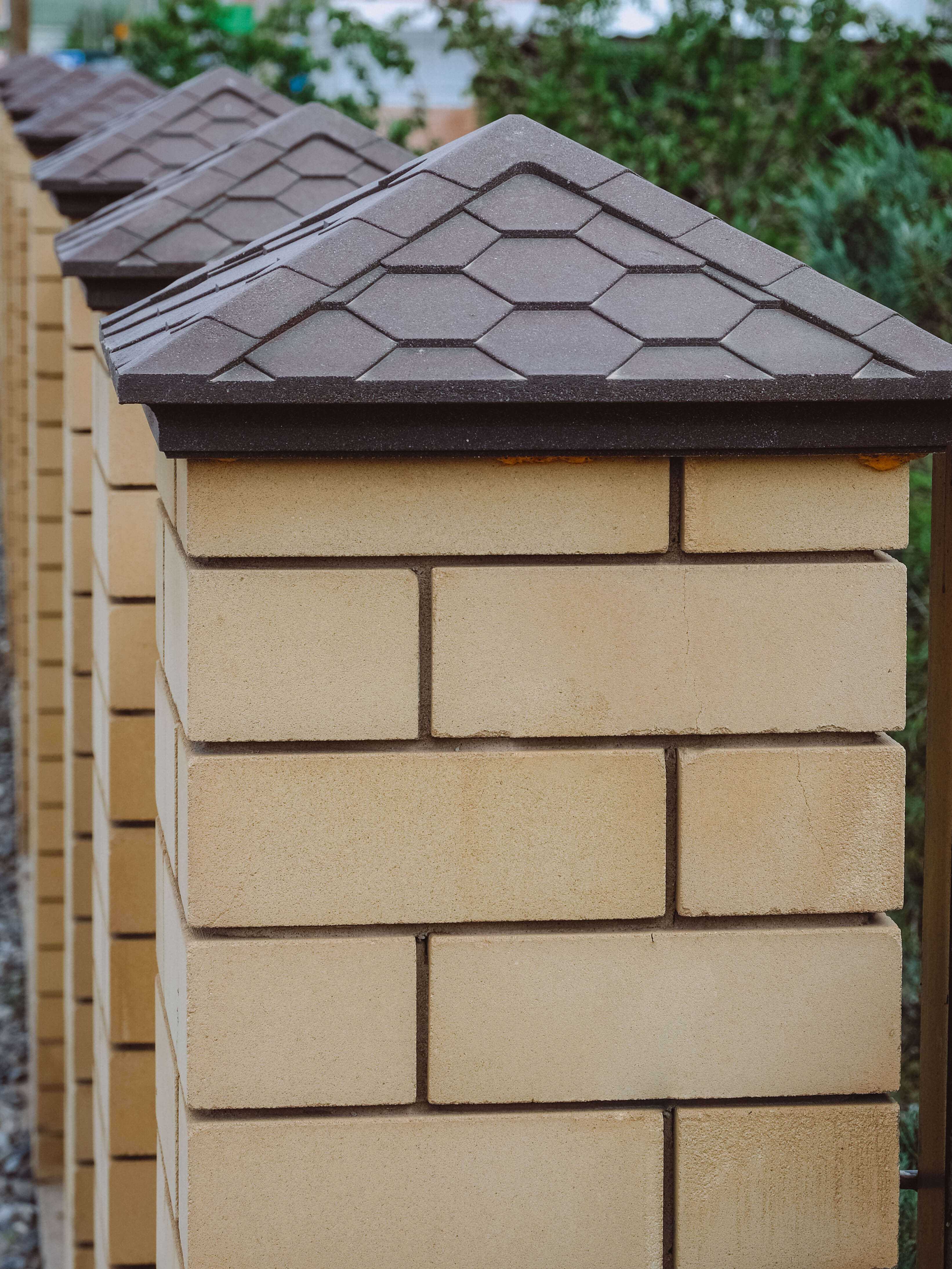 Колпак Zking Эверест Коричневый на столб 1.5х1.5 кирпича (390х390мм) в Тюмени фото